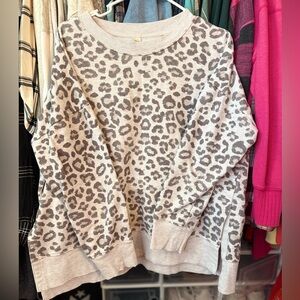 XL GreenTea Light Gray Leopard Crewneck Sweater